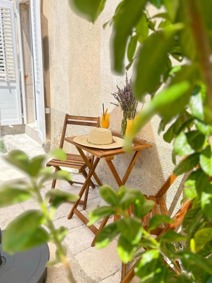 Studio Apartment Sunny Dream Дубровник Екстериор снимка